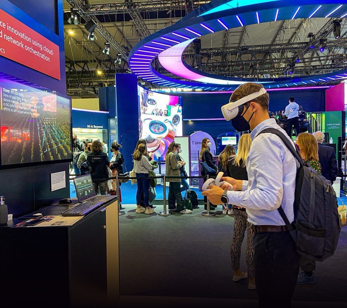 1_EoFuCXkmxkQVlaznZAq1MA