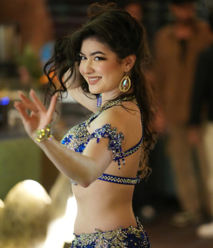 Belly-Dance-at-Taplow