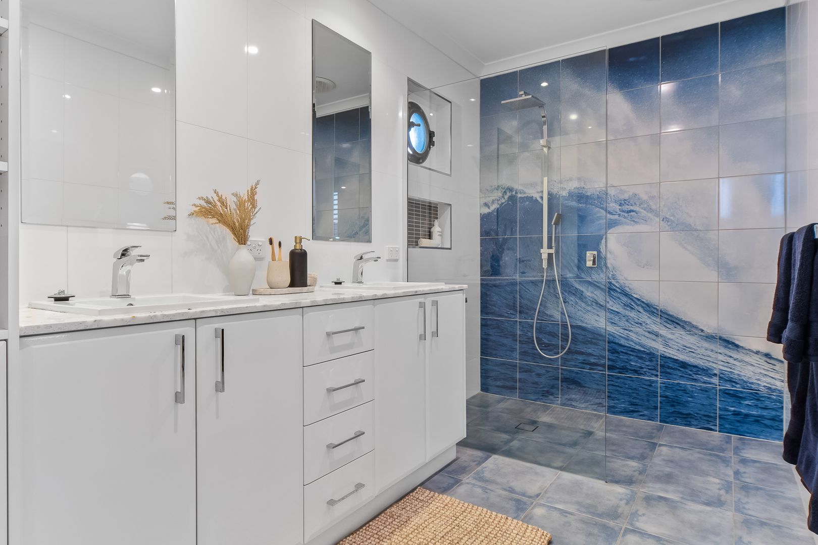 SE-Melbourne-Beach-Home-Bathroom