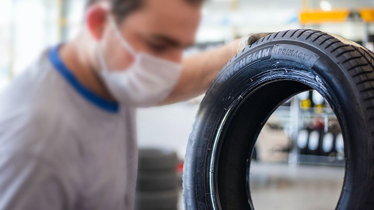 f1b5cfc80c972e80144c8aefc5f8797e48480eee_tyres