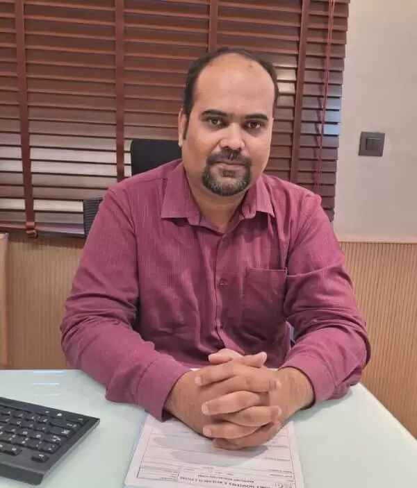 Dr.-Lalit-Banswal-1