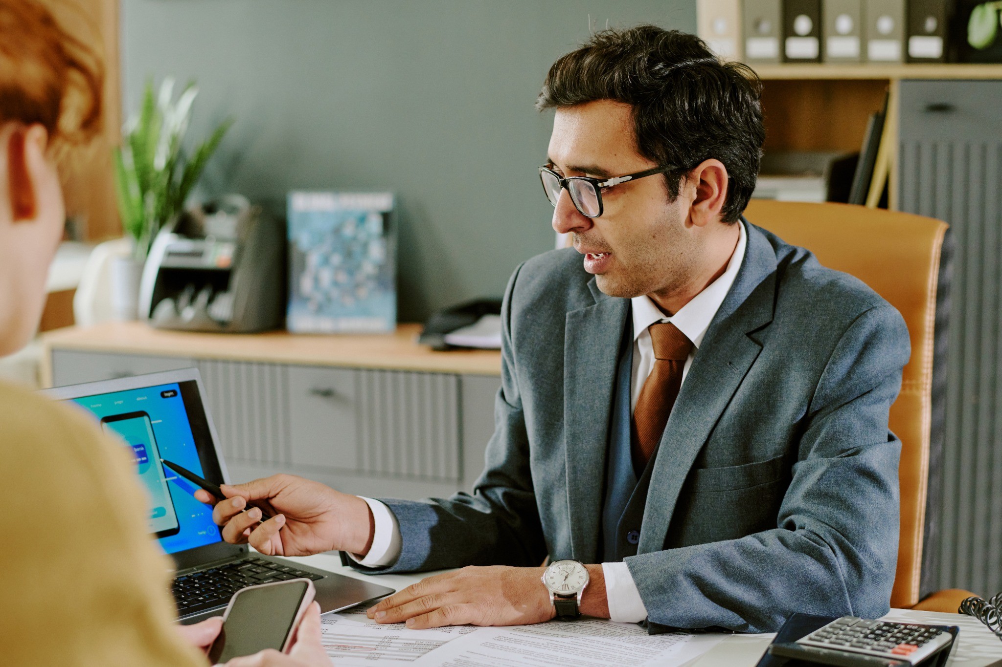Financial_Advisor_2MB