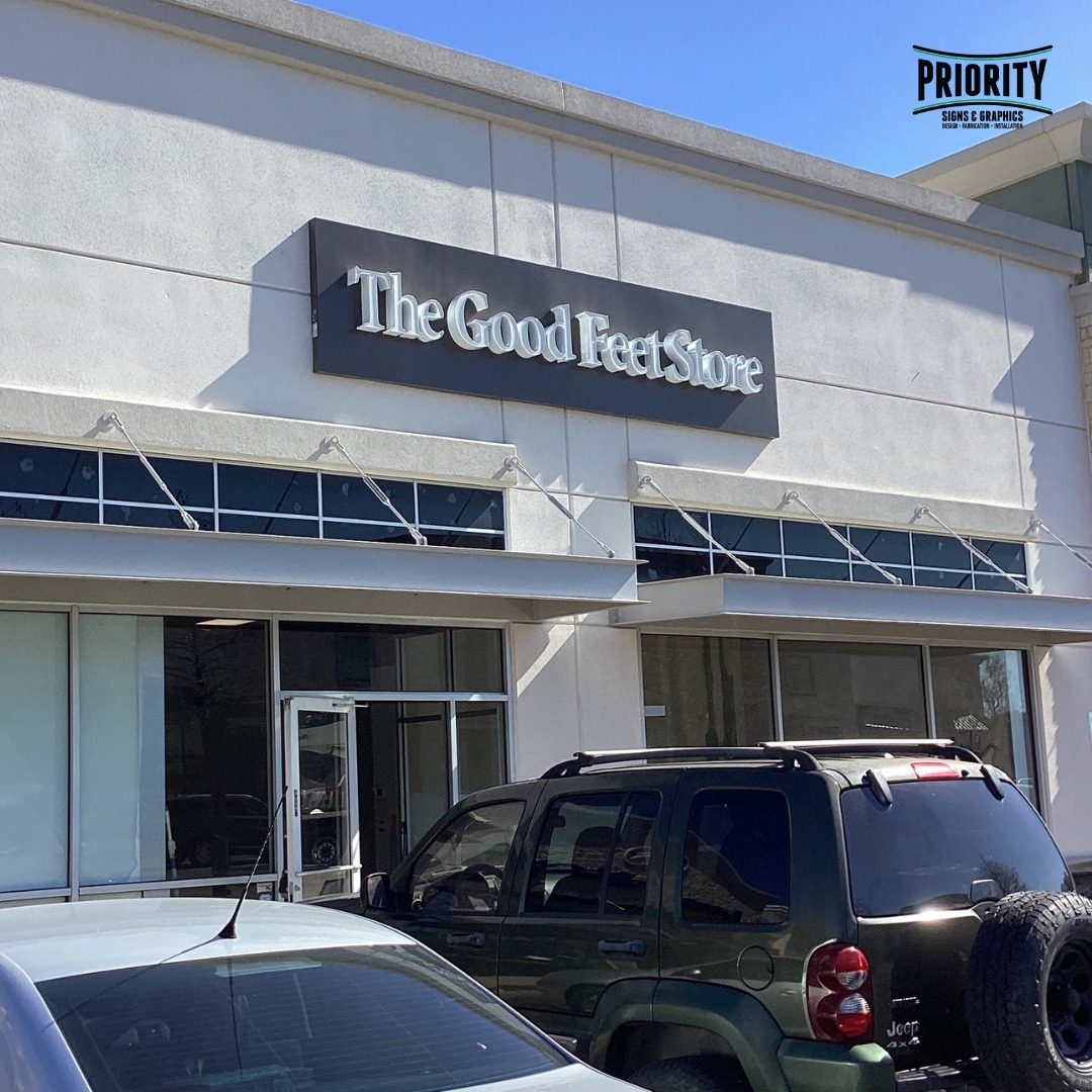storefront-sign-for-The-Good-Feet-Store