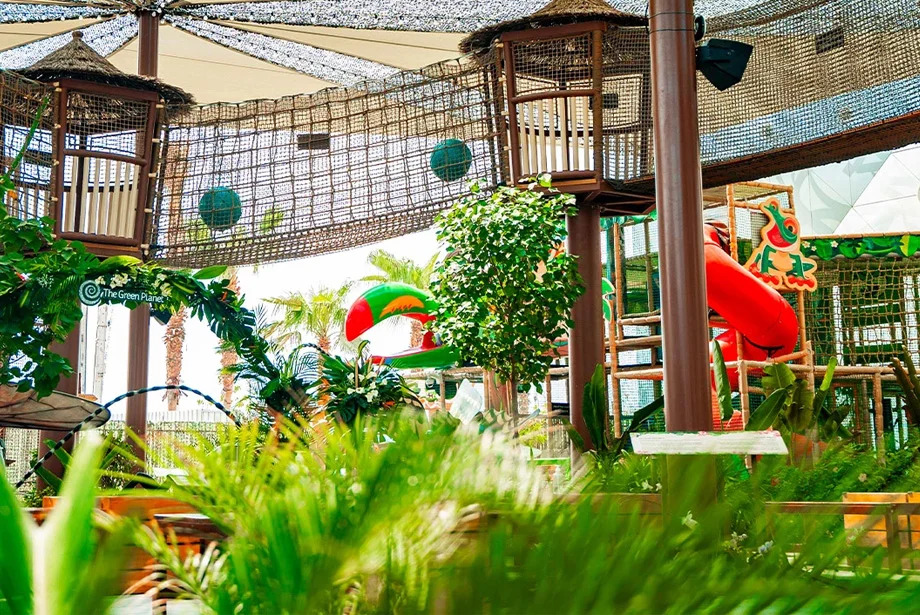 the-green-planet-dubai-entry