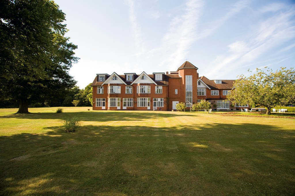 Grovefield-House-Hotel.jpg