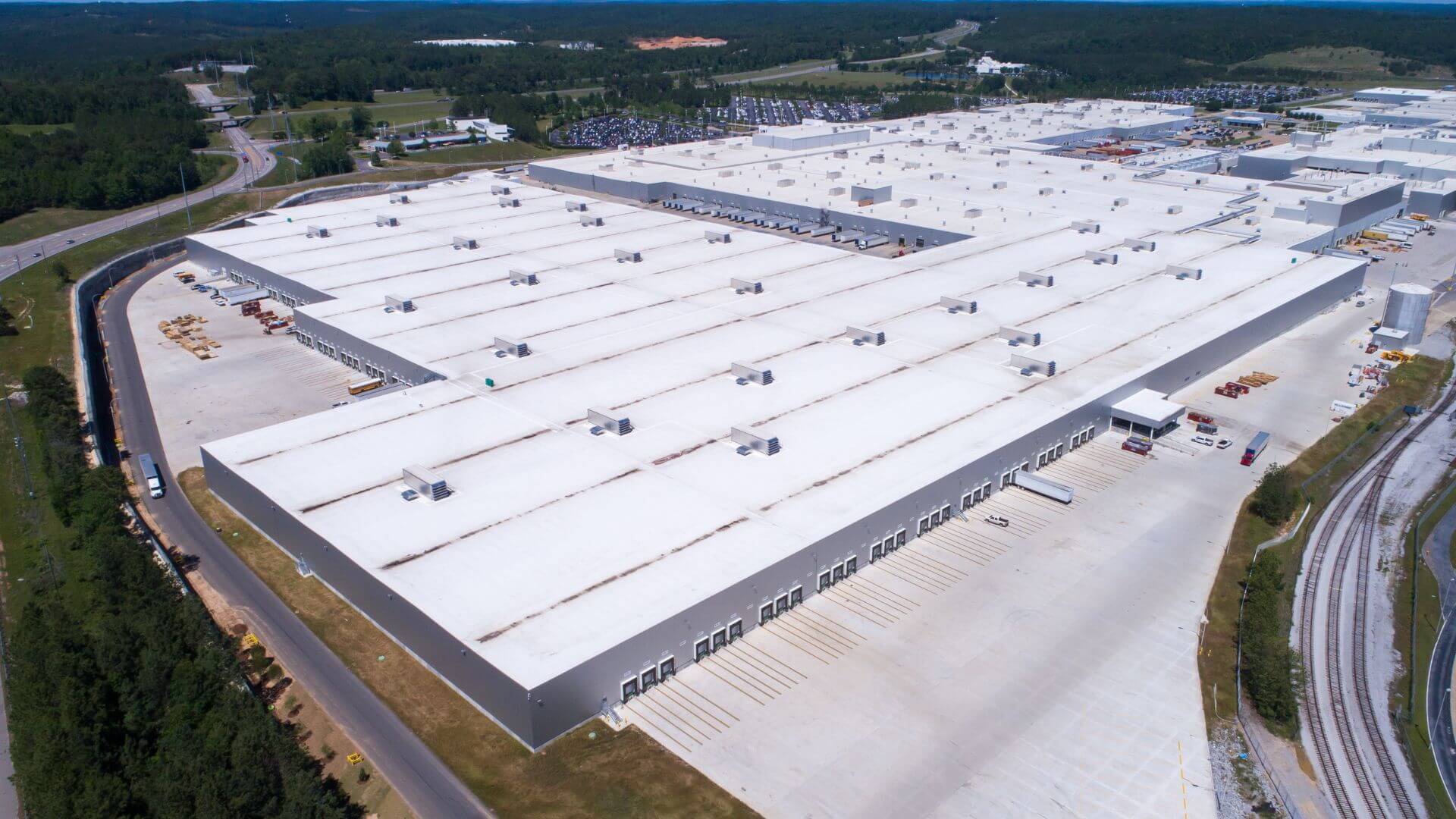 Commercial-Roofing-Contractor