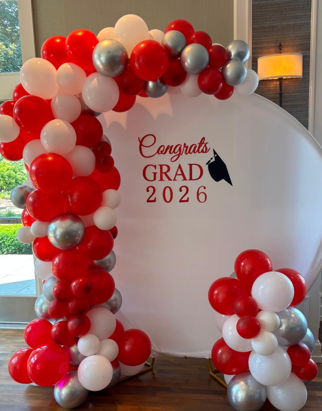 GRAD-2026-—-celebrated-in-style-🎈💫GradSeason-EventDesign-BalloonLabChicago-ModernCelebrati
