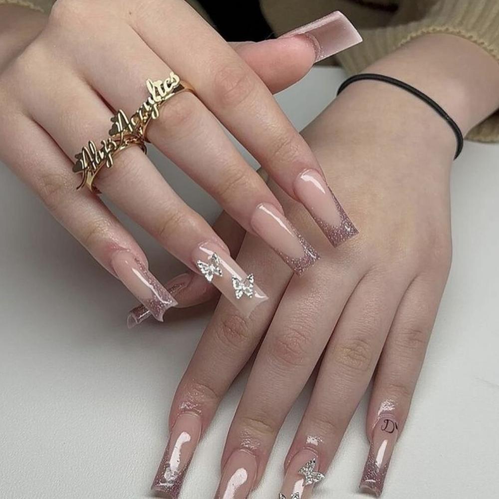 acrylic-nails-omi-nails-lounge