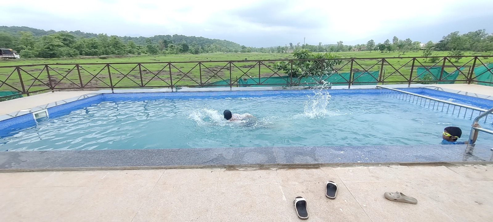 malshej-ghat-resorts-with-swimming-pool-4