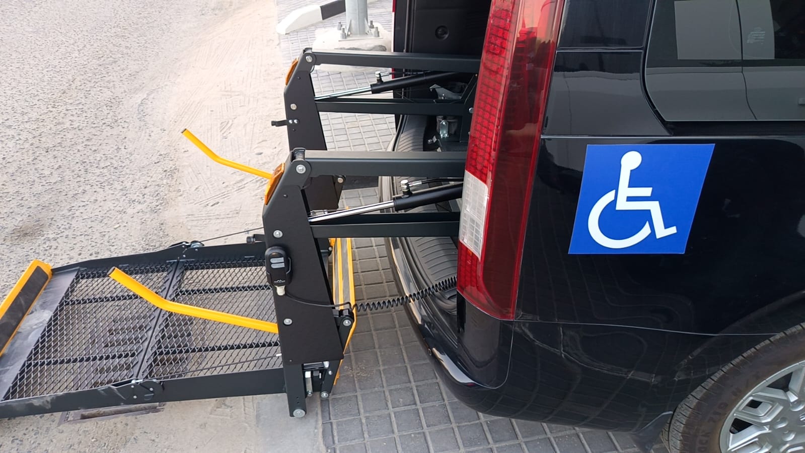 Handicapped-transportation-service