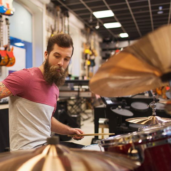 MusicalInstrumentStores4-1