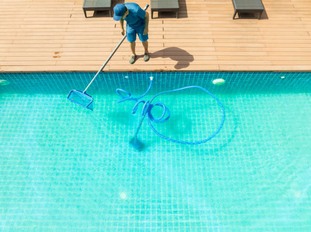 Pool-Cleaning-3