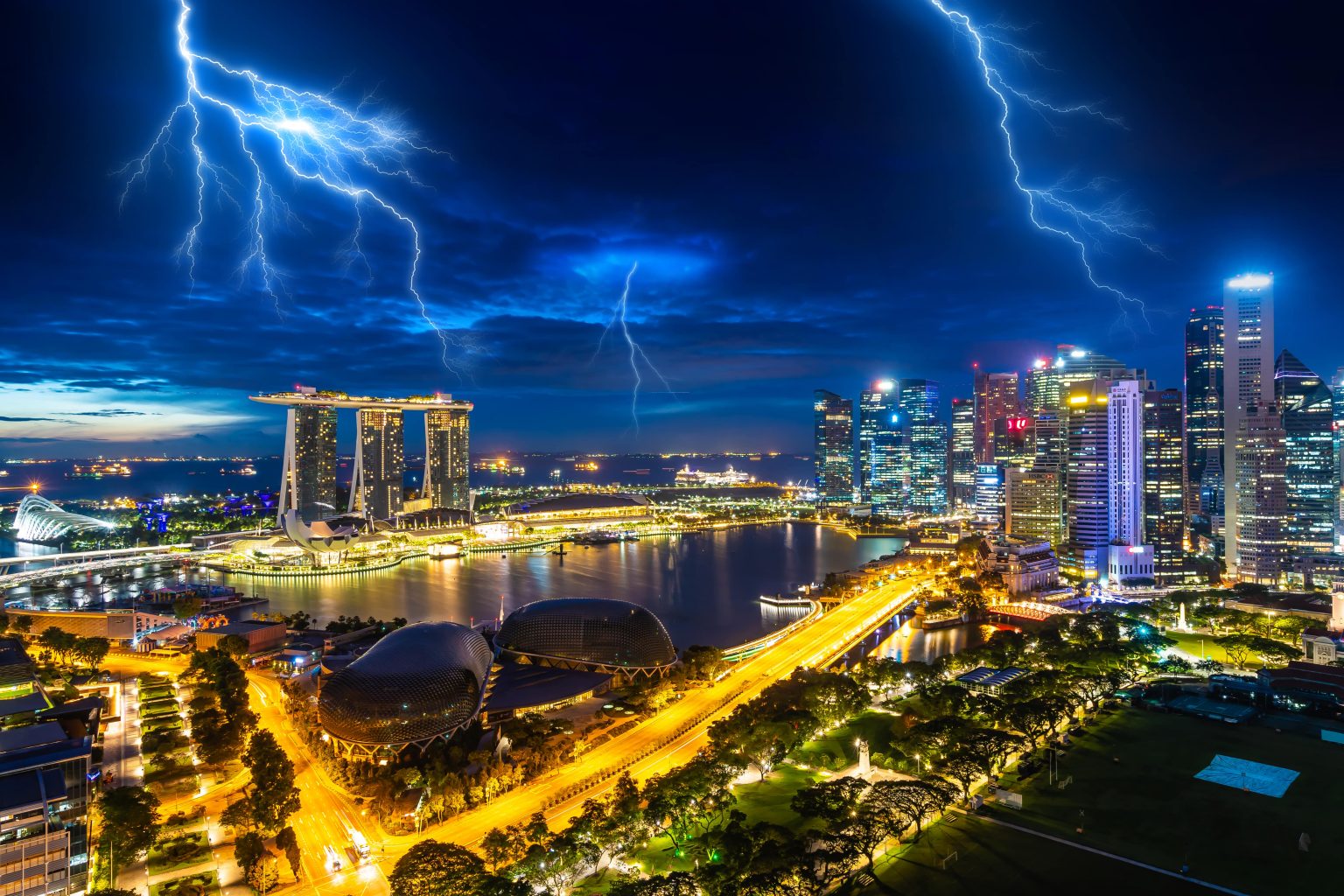 Style-Strom-min-1536×1024-1