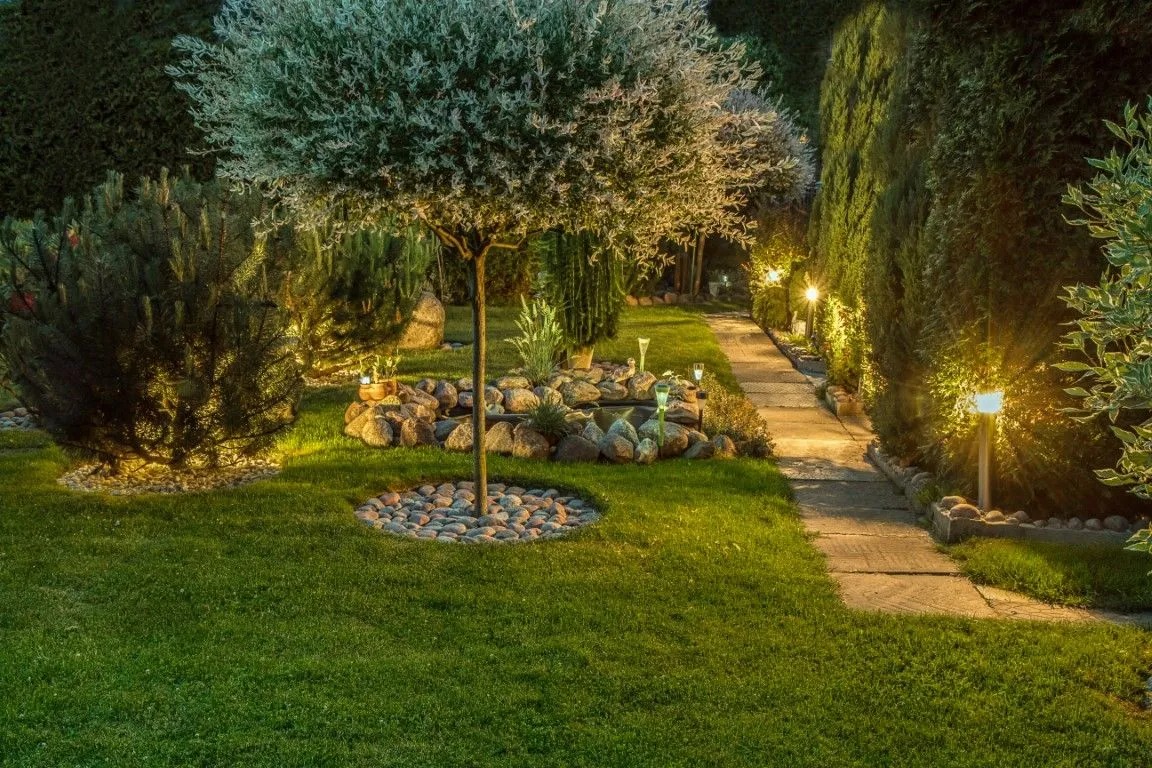 imgi_15_landscaping-18Medium-1920w