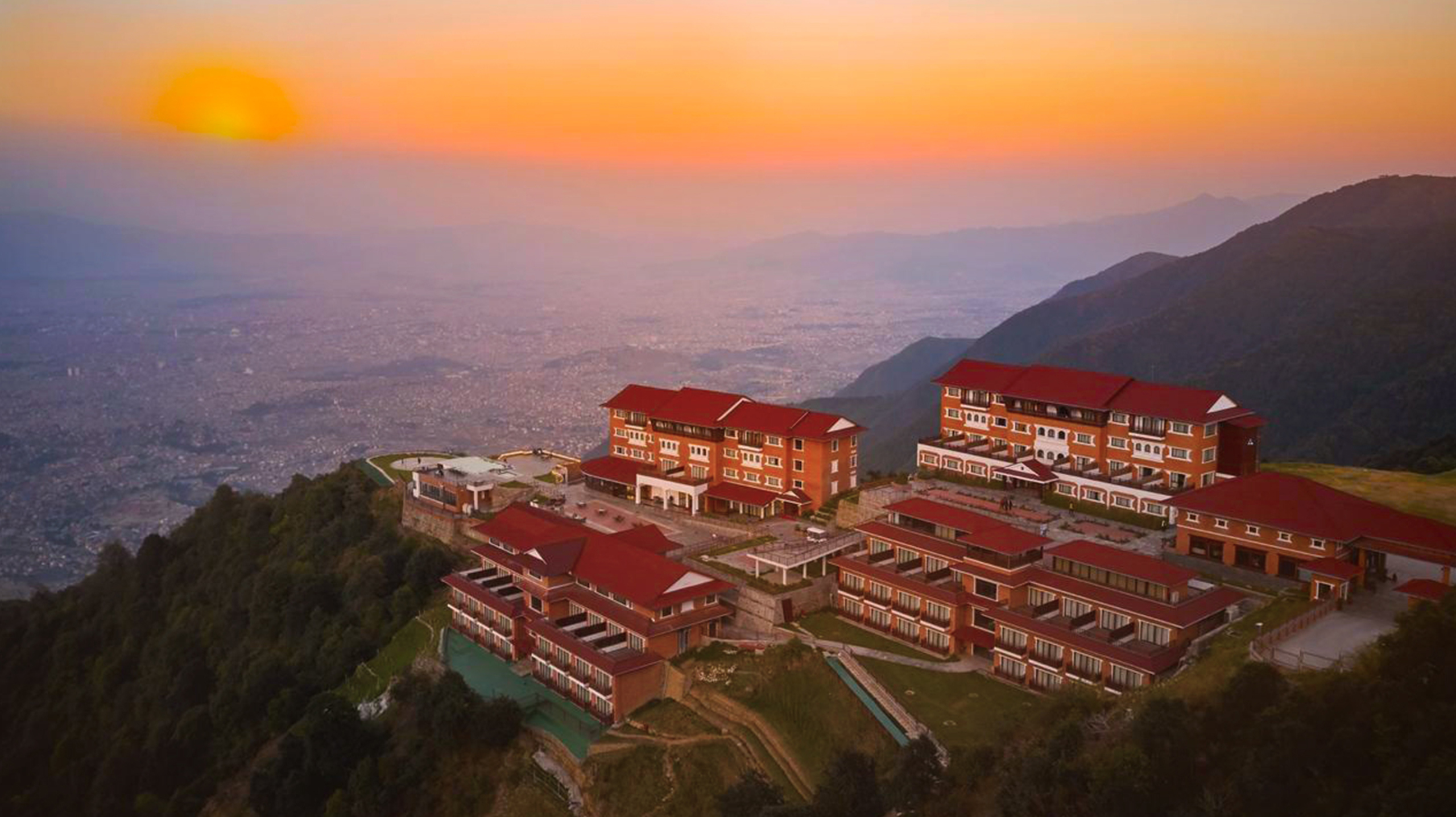 chandragiri-resort