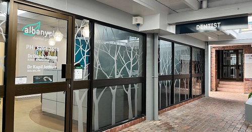 Albany-Place-Dental-Practice-Entrance-500