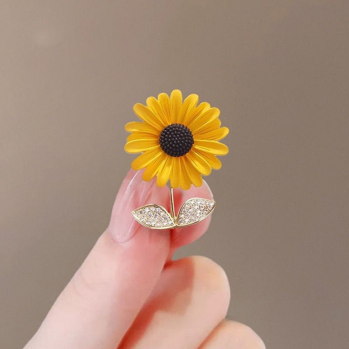 Sunflower-studded-Brooch