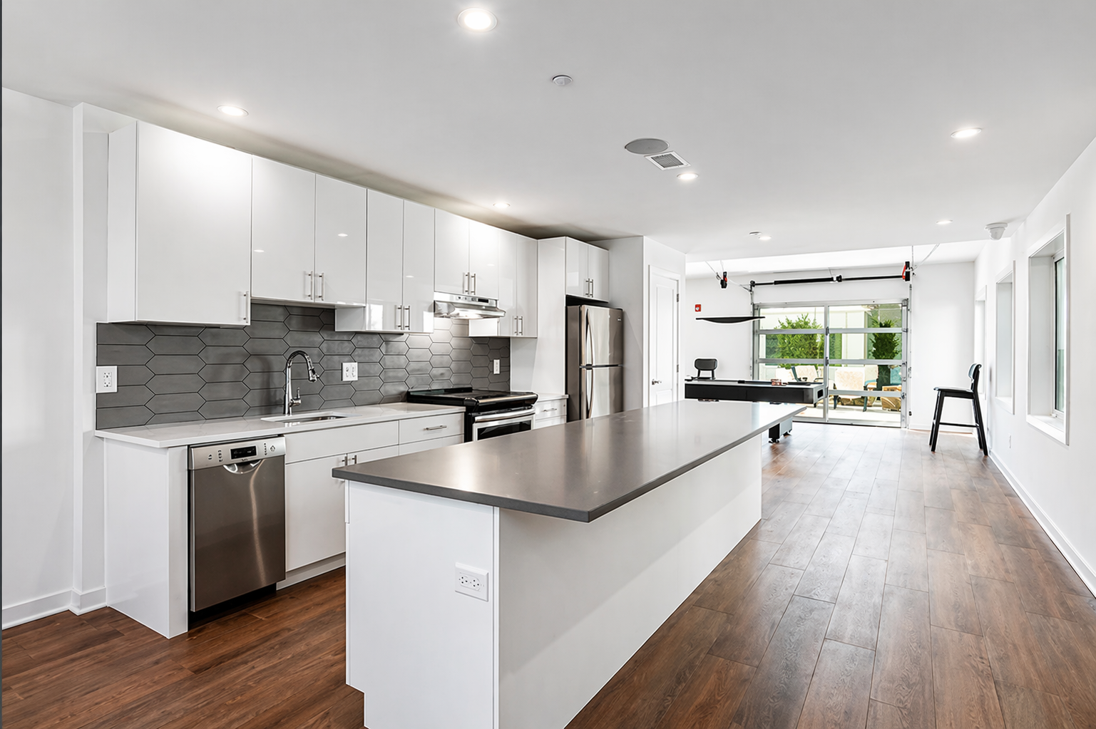 affordable-luxury-studio-apartment-philadelphia-hightop.jpg