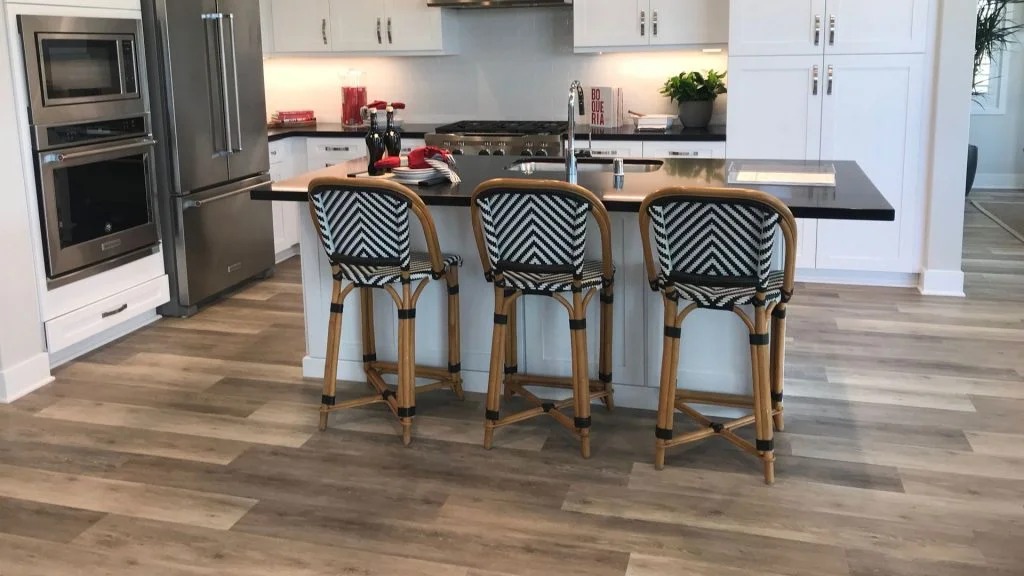 imgi_60_JB-Flooring-Luxury-Vinyl-Plank-Kitchen-1024×576-1