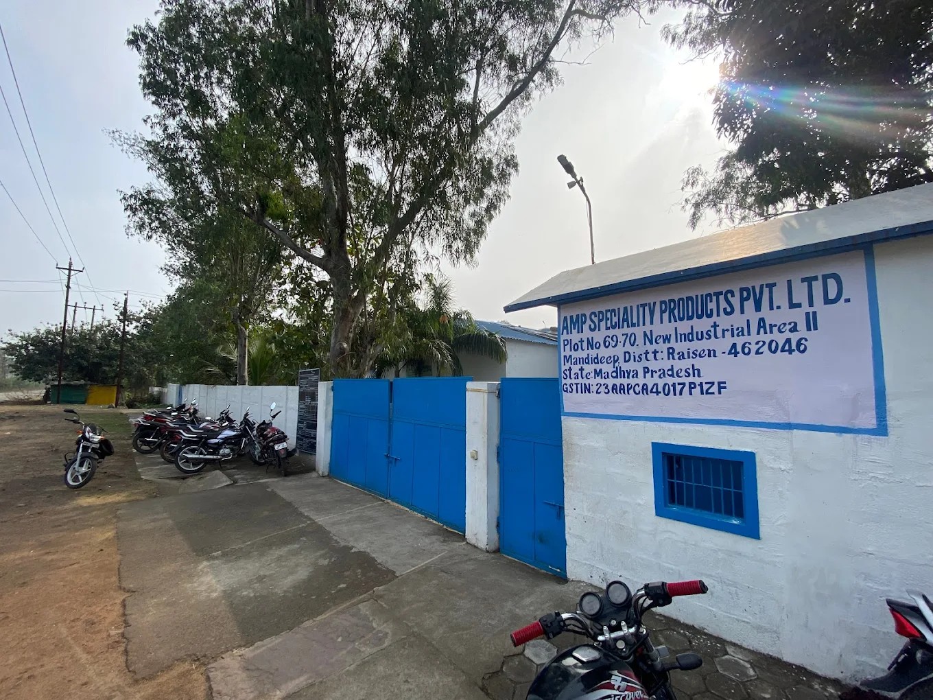 AMP-Speciality-Store-Front