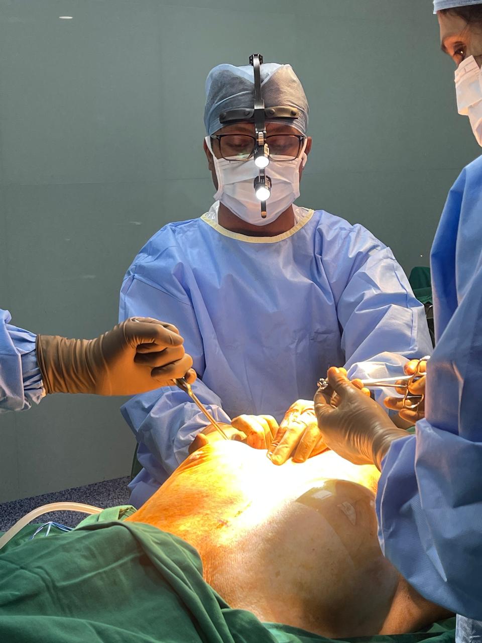 Breast-Reduction-surgery-in-Mumbai