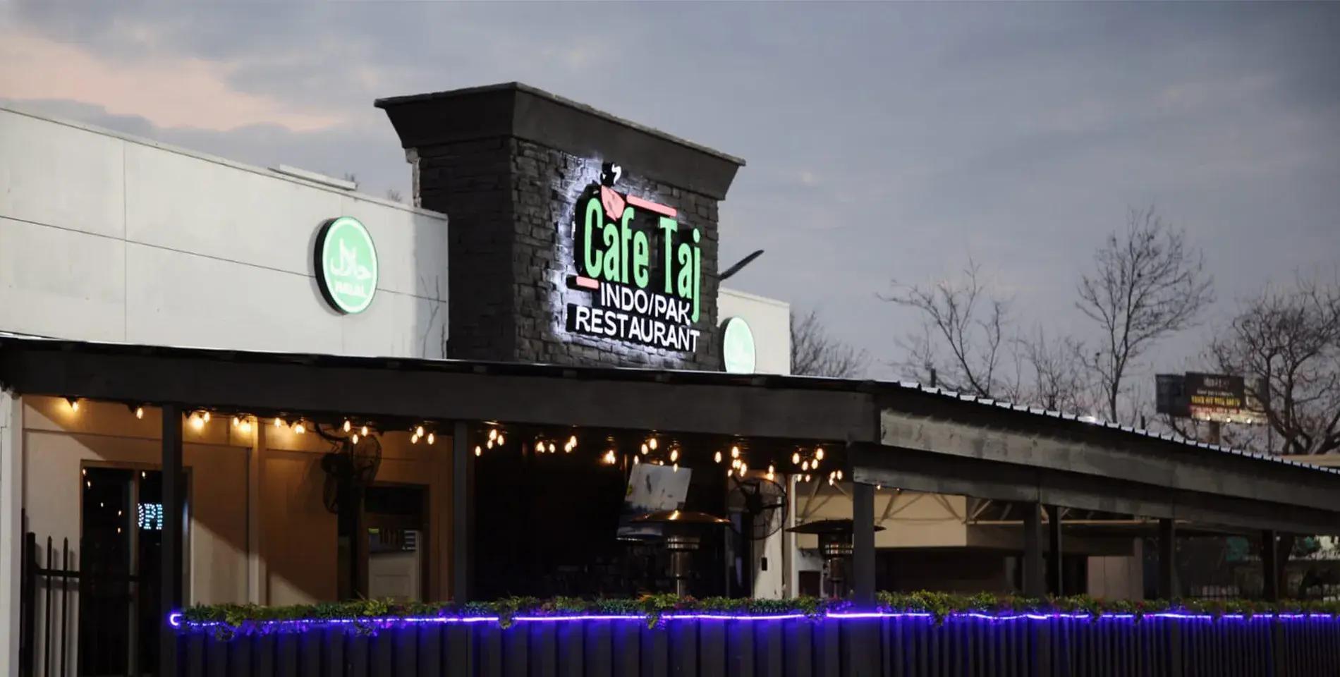 Cafe-Taaj-1