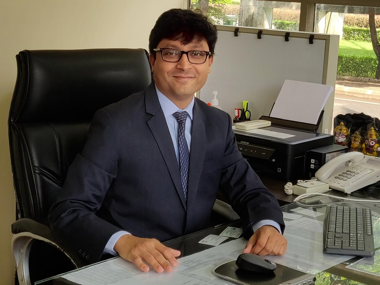 Cosmetic-and-plastic-surgeon-in-Mumbai