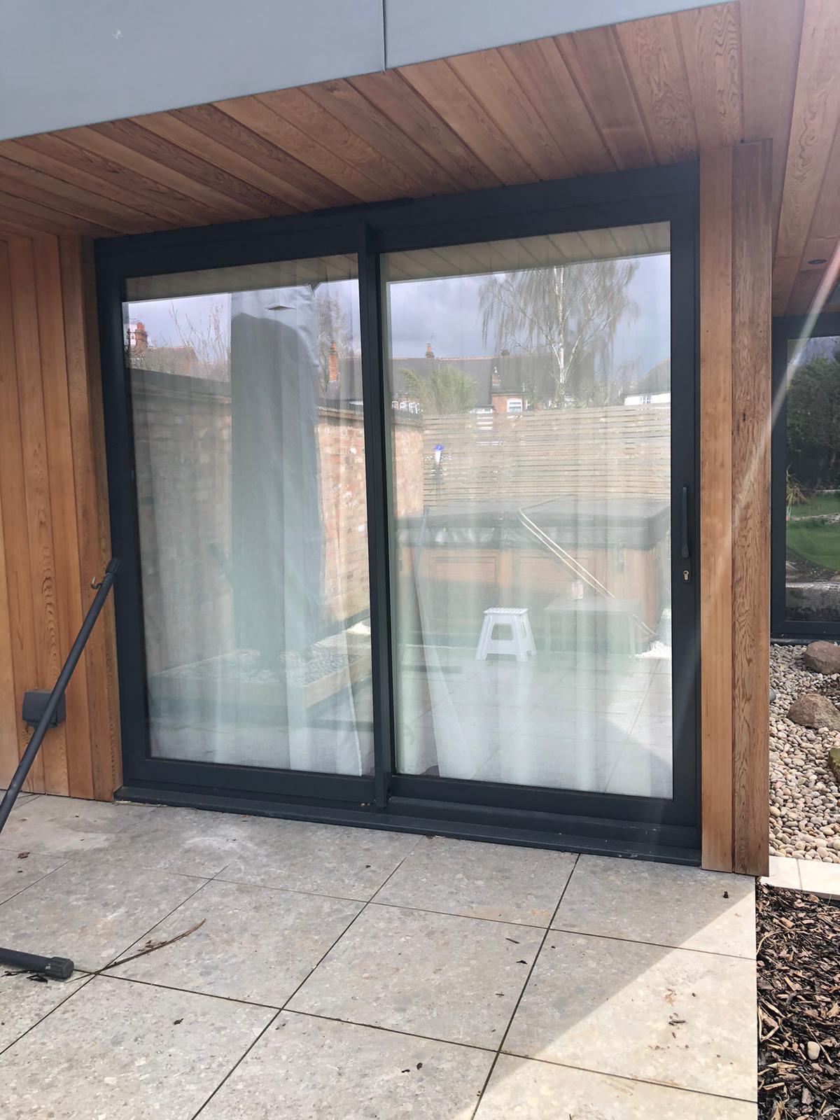 SlidingDoors102