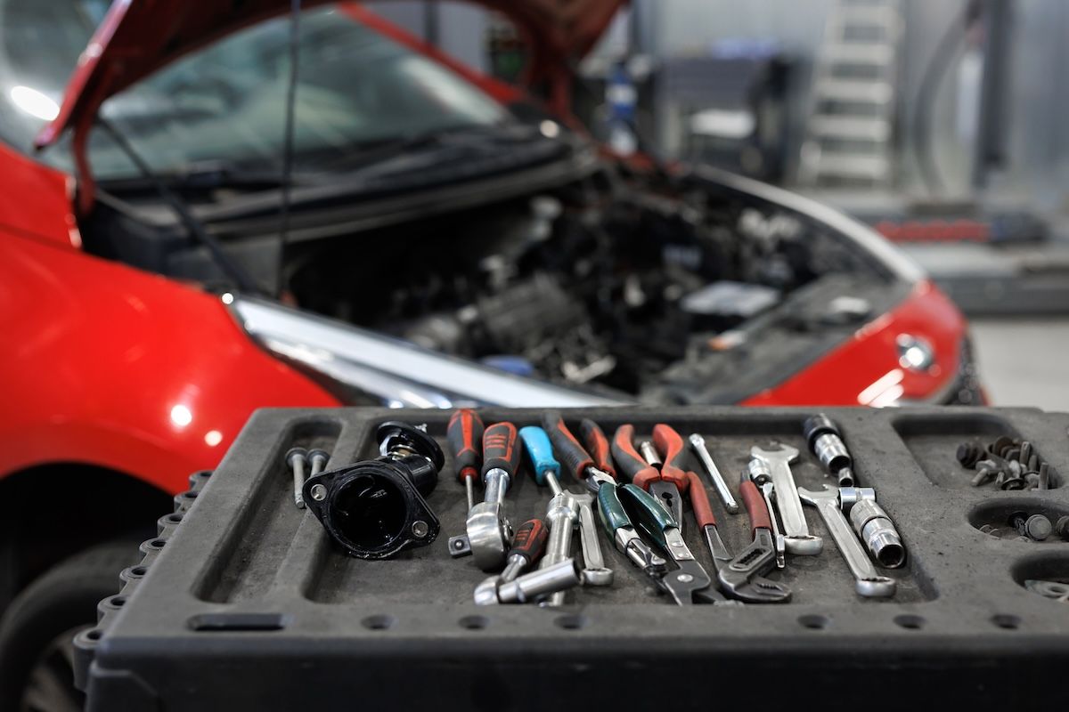 a-set-of-tools-for-repairing-cars-on-a-tire-shop-2026-03-17-08-58-36-utc