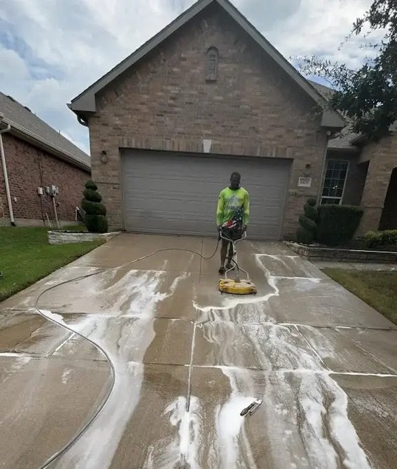 imgi_85_Driveway-Cleaning