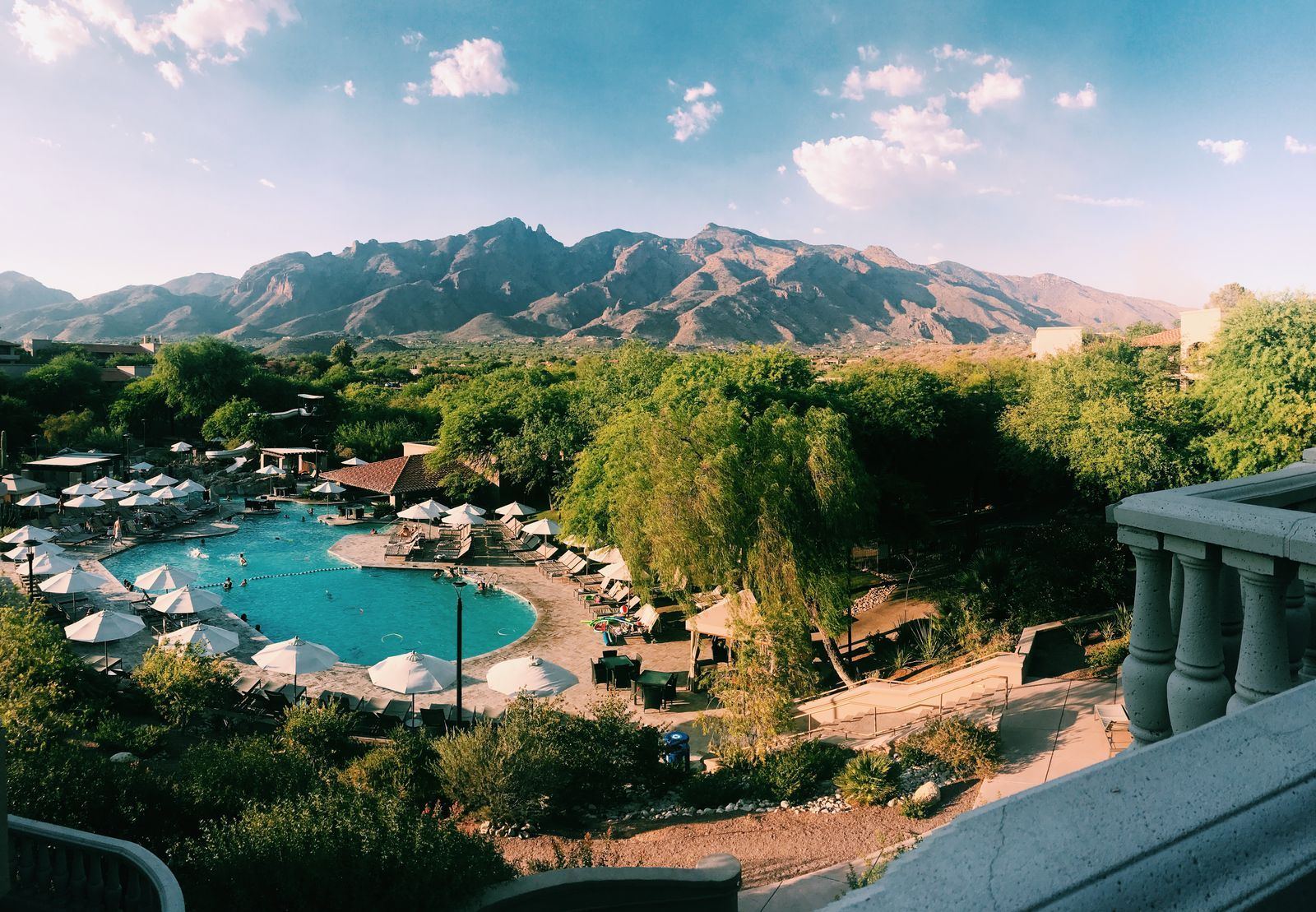 pool-mountains
