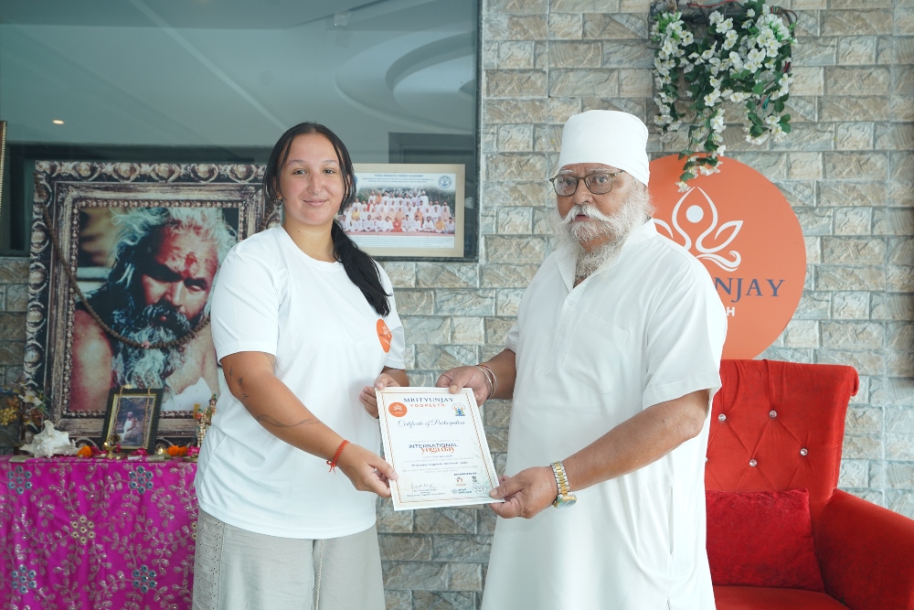 ycb-certification-ceremony-at-mrityunjay-yogpeeth